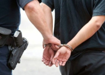 Istog, djali kanos me armë babain e tij