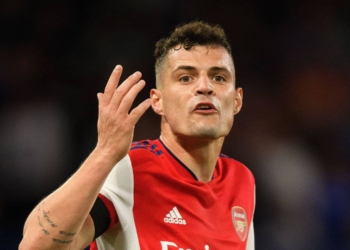 Xhaka për bashkëlojtarët: Nuk e meritojnë të luajnë në Champions apo Europa League