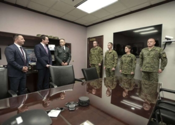 Kurti viziton ushtarët e FSK-së në lowa të SHBA-së