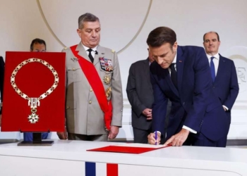 Macroni inaugurohet si president i Francës për mandatin e dytë