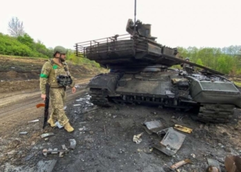 Forcat ukrainase shkatërrojnë supertankun rus me vlerë prej 4.7 milionë euro