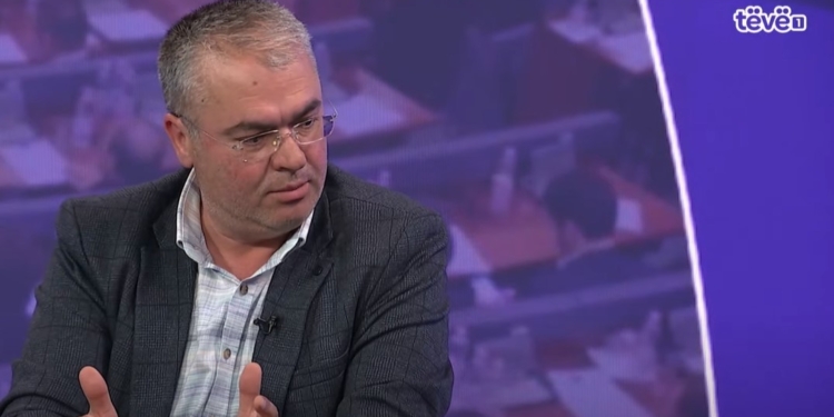 Fetoshi: Zmbrapsja e mazhorancës lajm i gëzueshëm