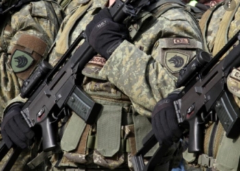 Pjesëtari i FSK-së sulmon fizikisht gruan e tij e më pas edhe zyrtarët policor