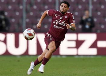 Torino e Fiorentina në garë për mesfushorin shqiptar, gati 6 milionë euro për kartonin