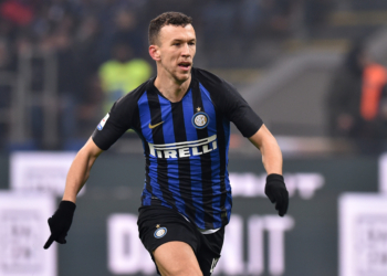 Tottenham nënshkruan me Perisic