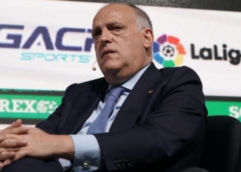 Lewandowski te Barcelona? Tebas: Klubi nuk mund të firmosë me të tani
