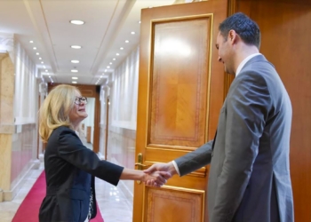 Konjufca kërkon nga ambasadorja e Greqisë Vakali përkrahje për liberalizimin e vizave