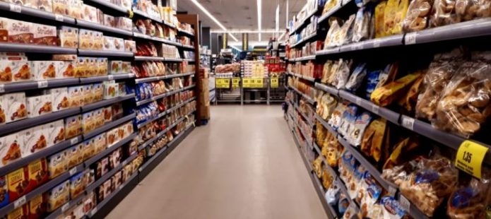 Inspektorët dënojnë me 400 euro gjobë një biznes në Mitrovicë