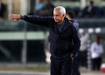 Jose Mourinho rikujton shkarkimin nga Tottenham