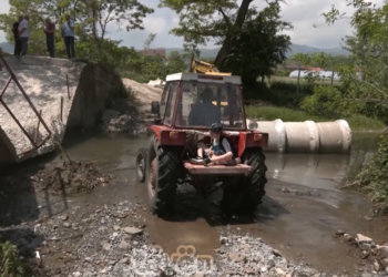 Shembet ura në Dobërdol të Podujevës – Komuna nis ndërtimin e një ure alternative
