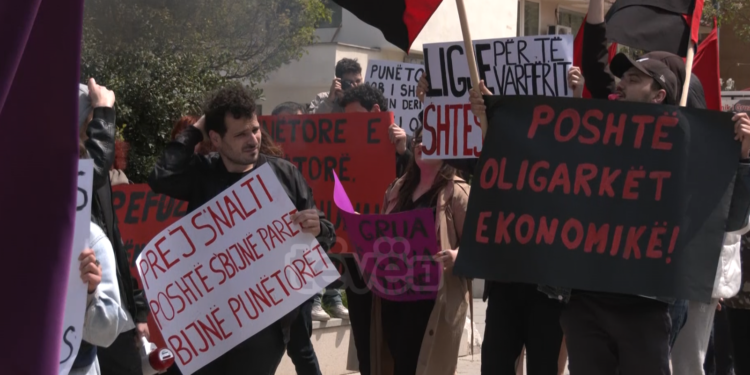 Një maji – dy protesta