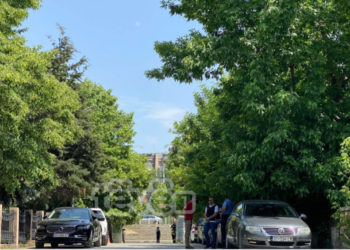 Pamje para ndërtesës së Rektoratit, ku sërish është dhënë alarmi për bombë