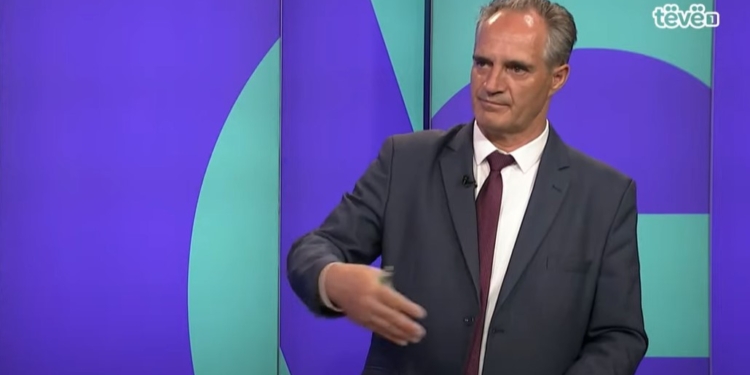 Hasani: Përveç në burgun e Lipjanit, na torturuan edhe mjekët në spitalin e Prishtinës