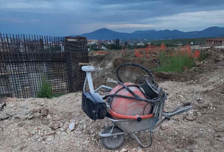 Arrestohen dy persona që kryen vjedhje në mëngjesin  e sotëm