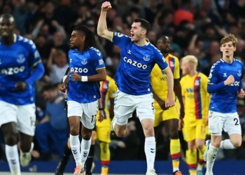 Me rikthimi të shkëlqyer Evertoni siguron mbijetesën në Premierligë