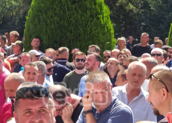 Në protestën e veteranëve i pranishëm edhe Dardan Molliqaj