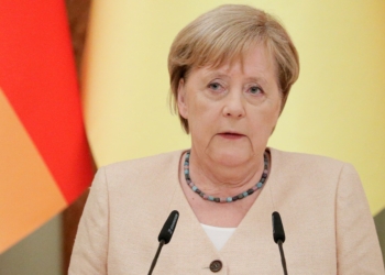 Ukraina kritikon ish-kancelaren Merkel për politikë energjetike