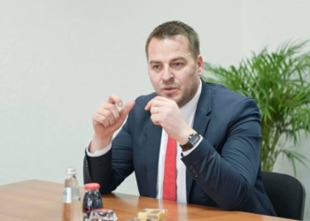 Muja kërkon fillimisht të rritet paga minimale pastaj të bëhet debat për nevojat e veteranëve