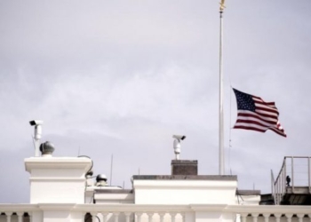 Thesari ua ndalon amerikanëve që të blejnë aksione dhe obligacione ruse