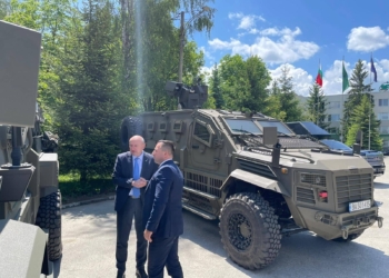 Mehaj në Bullgari viziton fabrikën e dronëve