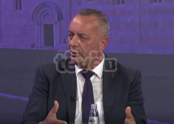 Ramosaj: I kam bërë 49 kërkesa drejtuar ministrave të Kurtit për takim, asnjëherë nuk më kanë pritur