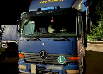 Policia gjuhet me mjete piroteknike në veri