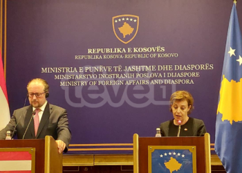 Gervalla-Schallnberg, në konferencën për medie