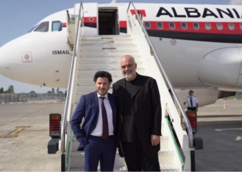 Rama e Abazoviq nisen për në Kiev