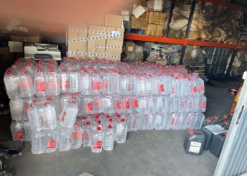 Parandalohet kontrabanda e 2400 litrave alkool në veri të Mitrovicës