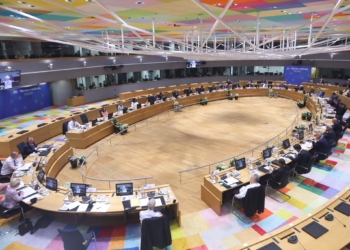 Osmani në samitin e BE-së: Unë jam e vetmja në tryezë që duhet të marrë vizë