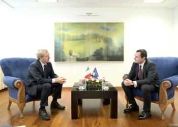 Kurti falënderon Italinë për ndihmën ndaj Kosovës për në BE dhe NATO