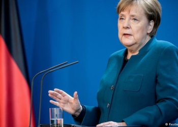 Merkel thyen heshtjen për të dënuar ‘luftën barbare’ në Ukrainë