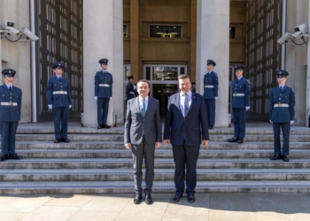 Kurti u prit në takim nga ministri i Forcave të Armatosura të Mbretërisë së Bashkuar, diskutuan për sigurinë