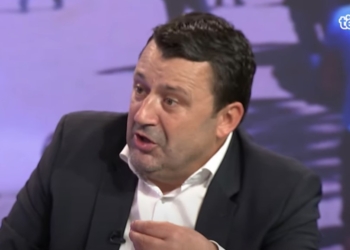 Beqa thotë se Kurti ose dëshiron të ikë nga pushteti ose ta luajë viktimën