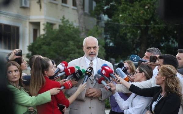 Rama: Shqipëria ka një president normal