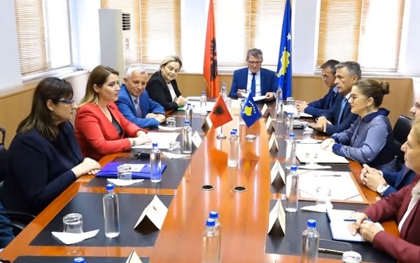 Manastirliu takohet me Gexhën, Kosova dhe Shqipëria do të nënshkruajnë dy marrëveshje në fushën e shëndetësisë