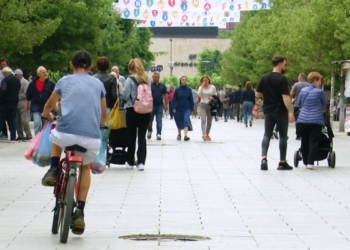 Si e kujtojnë qytetarët Ditën e Çlirimit