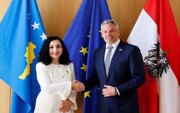 Osmani takon Nehammer: Austria mbështet liberalizimin e vizave