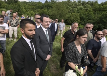 ​Kurti për Xhevdet Bajrajn: Poet e njeri i papërsëritshëm