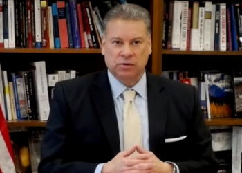 Mbrëmja e maturës nën rrënojat e Kharkiv-it