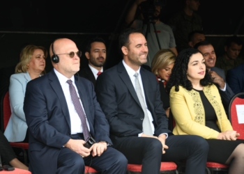 Ambasadori amerikan: NATO-ja solli stabilitet dhe prosperitet për Kosovën dhe rajonin