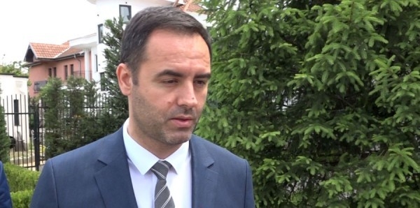 Konjufca: Institucionet tona janë të brengosura me çka po ndodh në Dhomat e Specializuara