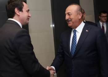 Cavusoglu takohet me Kurtin, flasin për avancimin e bashkëpunimit