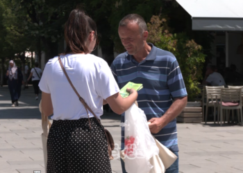 Kosovarët nga janari i vitit 2023 do të paguajnë për qeset e plastikës