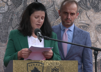 Rrëfimi i gruas që u bë simbol nga eksodi i kosovarëve