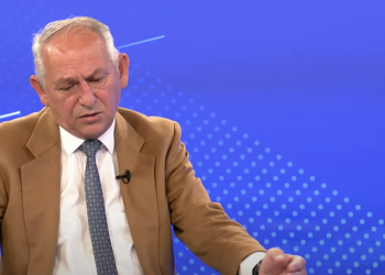 Dreshaj për Latifin: Nuk jemi mësuar që ministrat të qëndrojnë më shumë jashtë se brenda