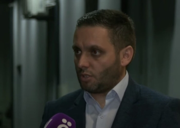 Klinaku e konsideron si gjetje të mirë të DASH-it cenimin e të drejtës së arsimit të vajzave me shami