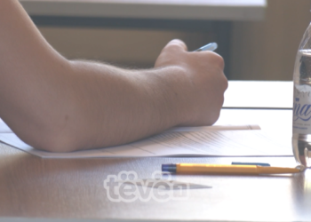 Testi i maturës shpërndahet në rrjete sociale