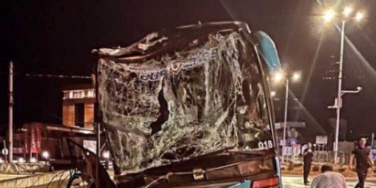 Aksident në rrugën Ferizaj-Gjilan, tre të lënduar