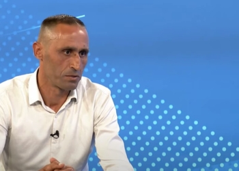 Qeriqi: Partitë politike mundohen t’i shfrytëzojnë protestat e veteranëve për të përfituar